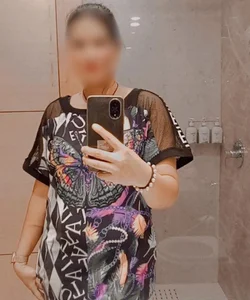 Call Girl Rajkot Seema