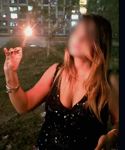 Call Girl Rajkot Sheela